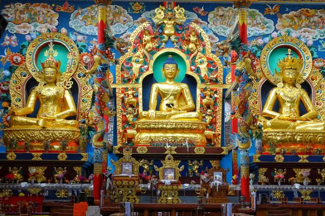 Namdroling Golden Temple Bylakuppe